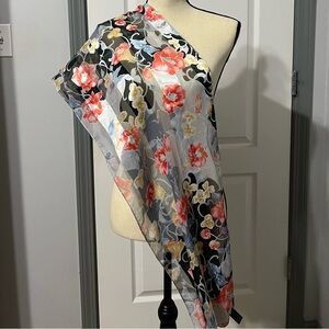 Beautiful Elaine Gold floral scarf